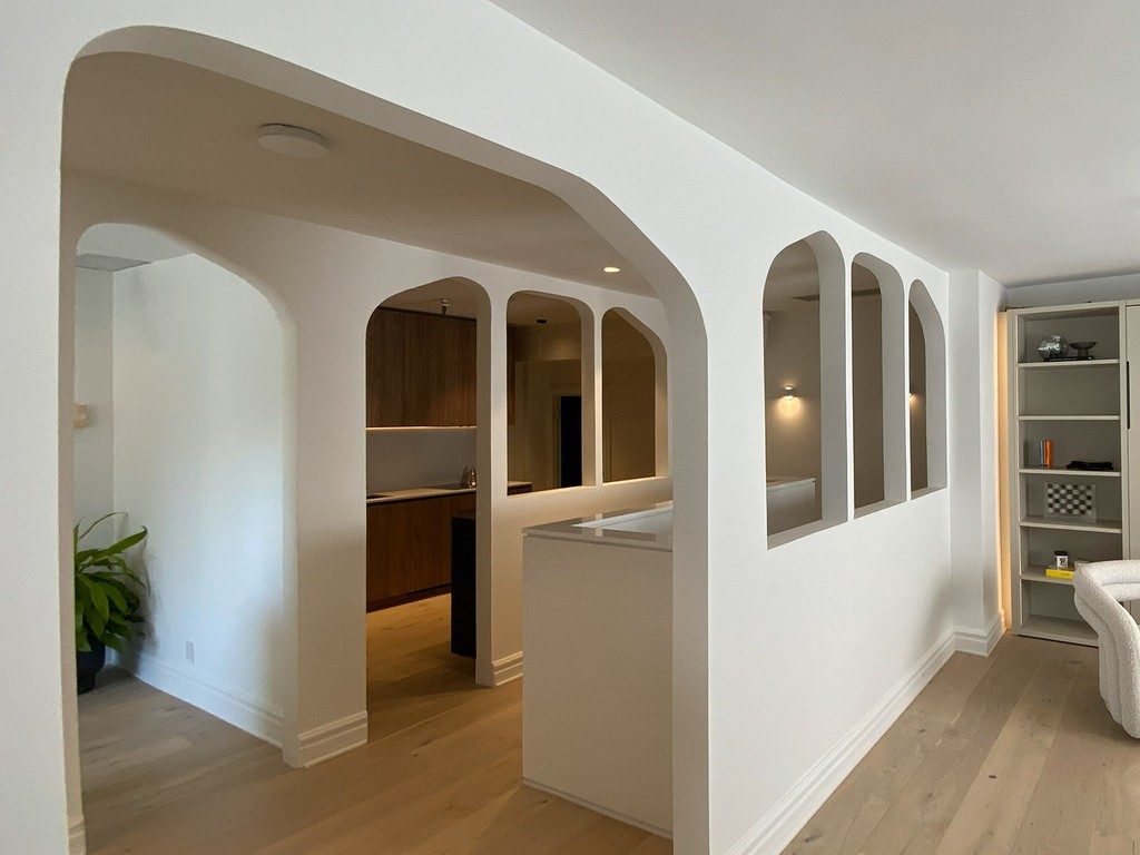 Custom Supporting Wall Application, project by colorlab.